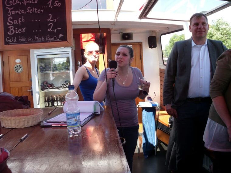 hamburg-1-hour-harbor-cruise-2