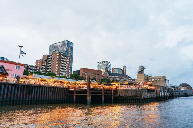 hamburg-90-minute-evening-lights-harbor-cruise