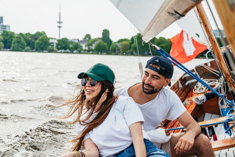 hamburg-alster-river-sailing-tour-on-a-2-masted-sailboat