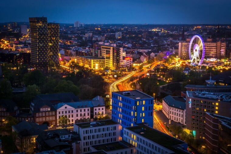 hamburg-at-night-old-town-st-pauli-private-tour
