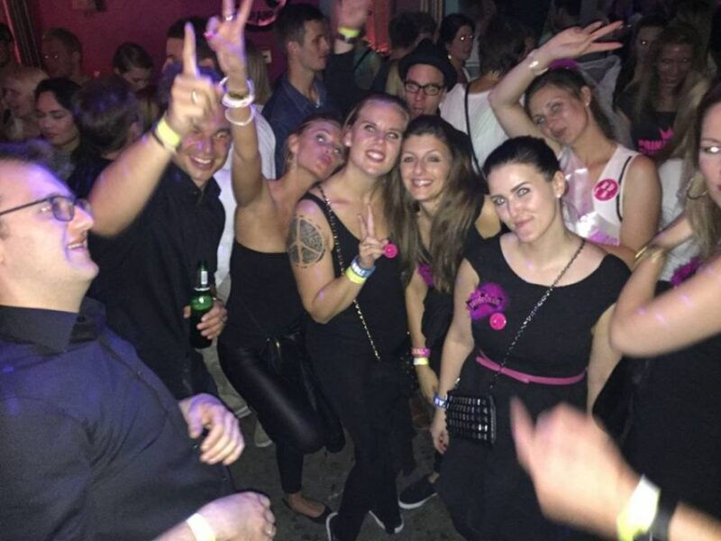 hamburg-bachelorette-premium-party-with-pubcrawl