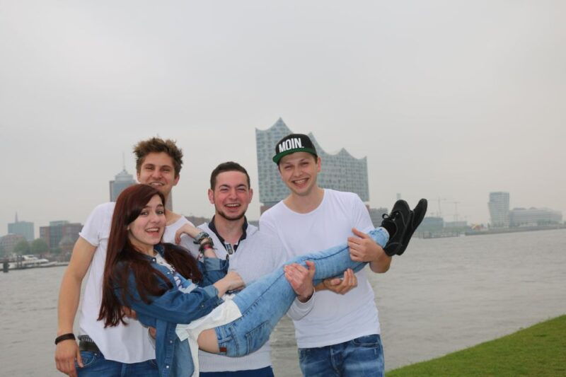 hamburg-elbphilharmonie-plaza-guided-tour