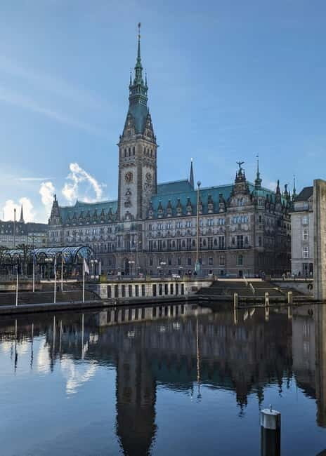 Hamburg: Guided Tour in French, the essentials in 2,5 hours! - How the Tour Works in Practice