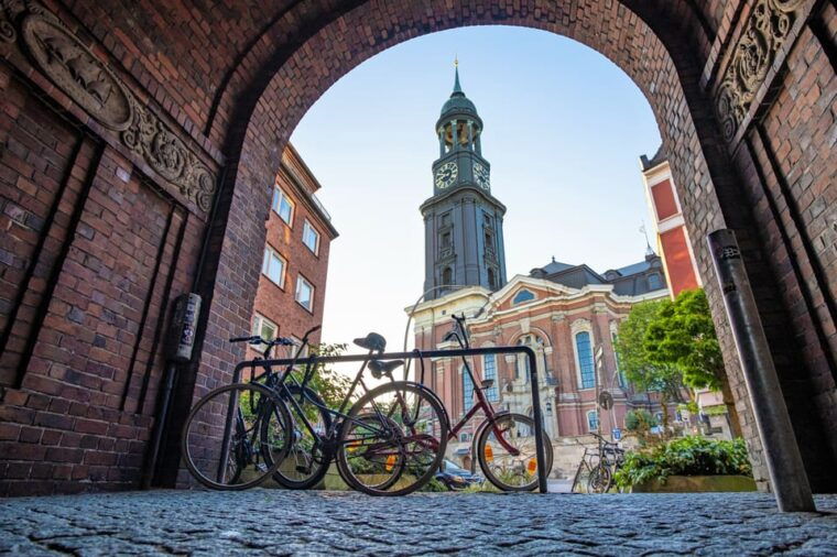 hamburg-guided-tour-of-st-michaels-church