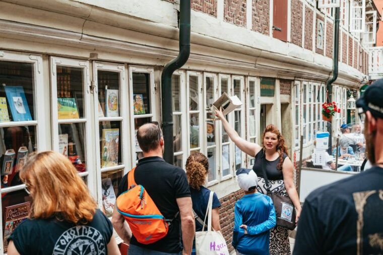 hamburg-guided-walking-tour-for-magic-fans