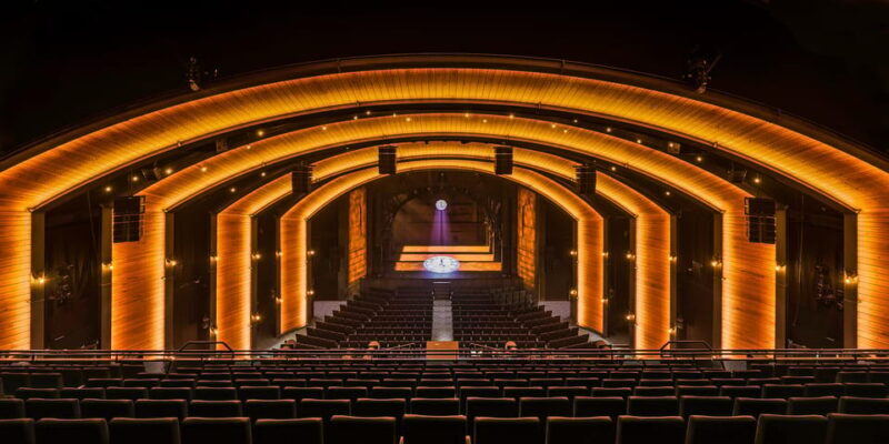 Hamburg: Harry Potter and the Cursed Child Theater - Who Will Love This Experience?