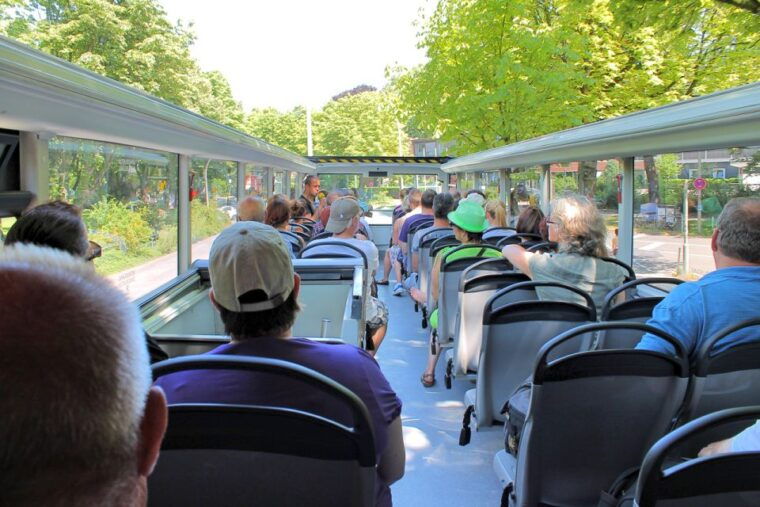 hamburg-hop-on-hop-off-bus-tour-family-ticket