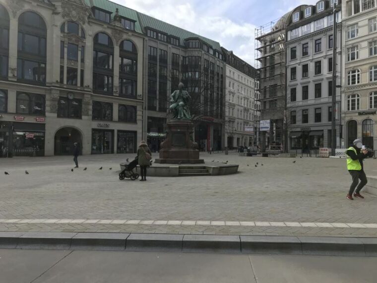 hamburg-hop-on-hop-off-sightseeing-tour-classic-line