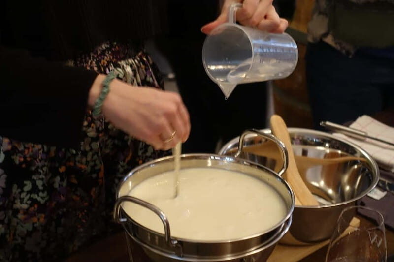 Hamburg: Mozzarella course with accompanying wines - Key Points