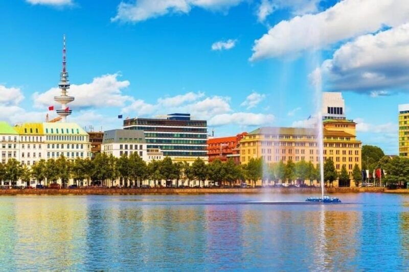 hamburg-must-see-walking-tour-with-a-guide