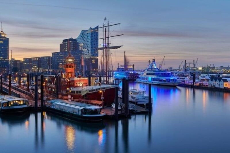 hamburg-old-town-walking-tour-with-a-guide