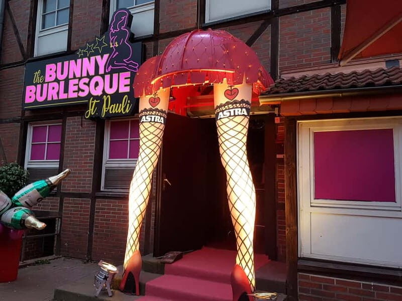 Hamburg: Pamela unpacks! - Kieztour with a drag queen - Who Will Love This Tour?