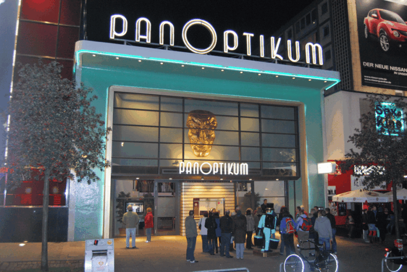 hamburg-private-1-5-hour-walking-tour-of-st-pauli