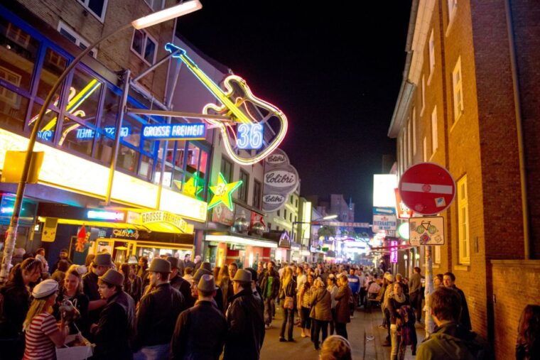 hamburg-private-tour-red-light-district-walking-tour