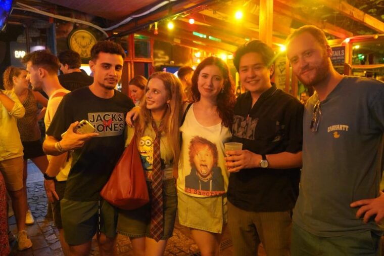 hamburg-reeperbahn-pub-crawl-with-shots-and-games