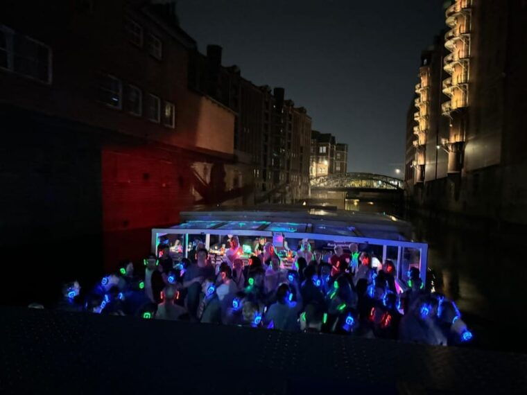 hamburg-silent-disco-party-on-board-for-the-836th-hamburg-harbor-birthday