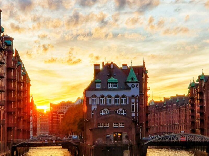 Hamburg: Speicherstadt, HafenCity + Elbphilharmonie Tour - Authentic Traveler Insights