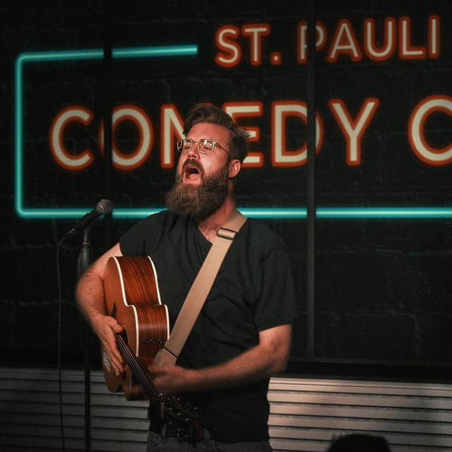 hamburg-st-pauli-comedy-club-entry-ticket