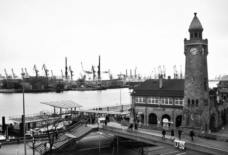 hamburg-st-pauli-historical-walking-tour-with-geo-epoche