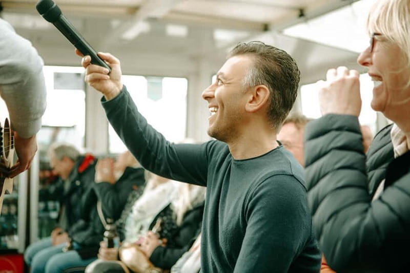 Hamburg: The comedy harbor tour - The Route and Sights