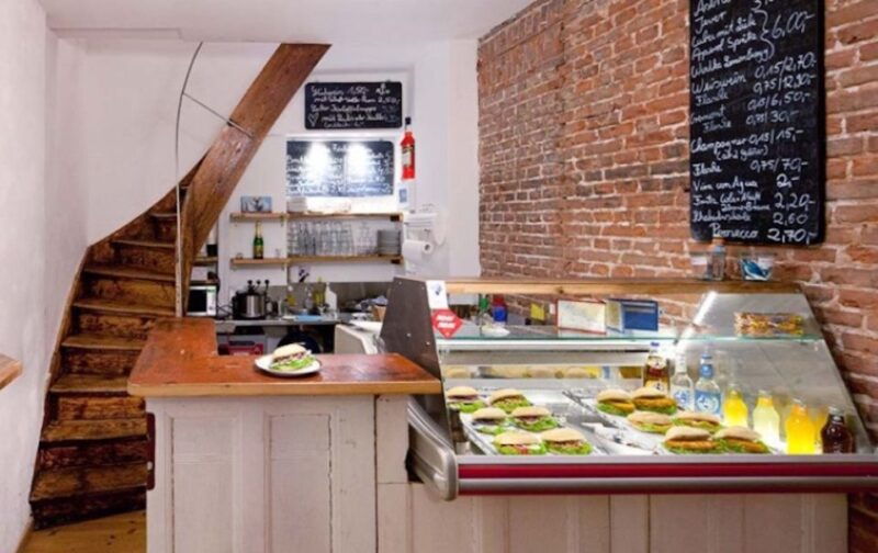 hamburg-the-ultimate-sex-drugs-and-hotdog-tour