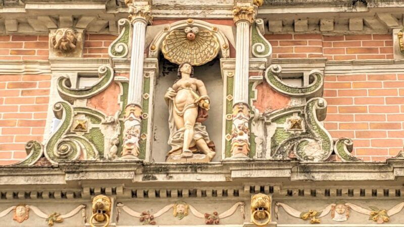 hamelin-old-town-exploration-self-guided-walking-tour