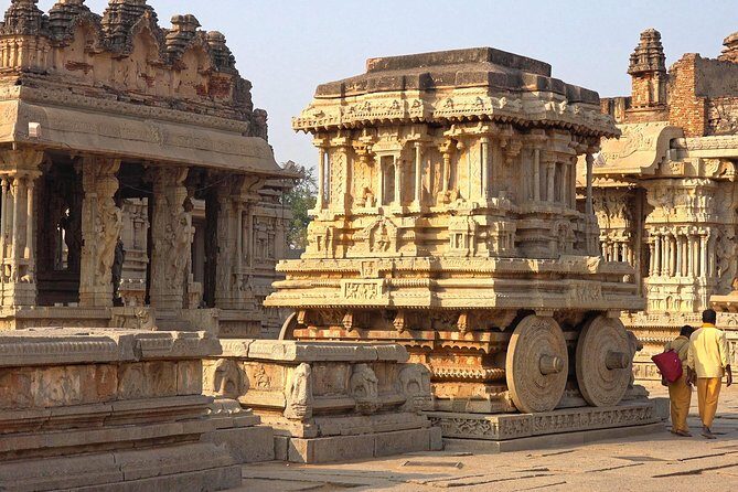Hampi Magnificent Ruins From Goa - The Journey Begins: From Goa to Hampi