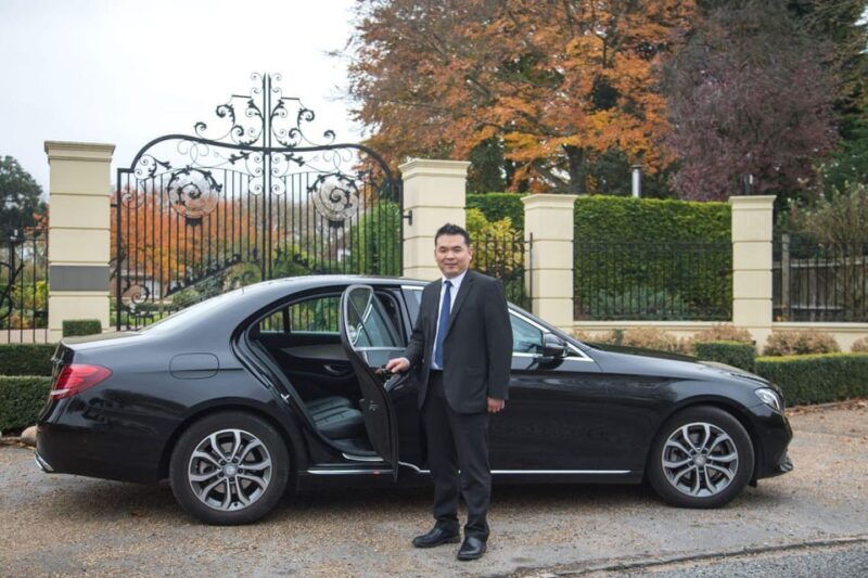 hampton-court-palace-and-windsor-castle-private-car-tour