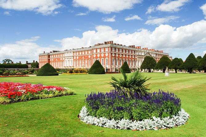 hampton-court-palace-garden-maze-private-tour-admission-with-audio-guides