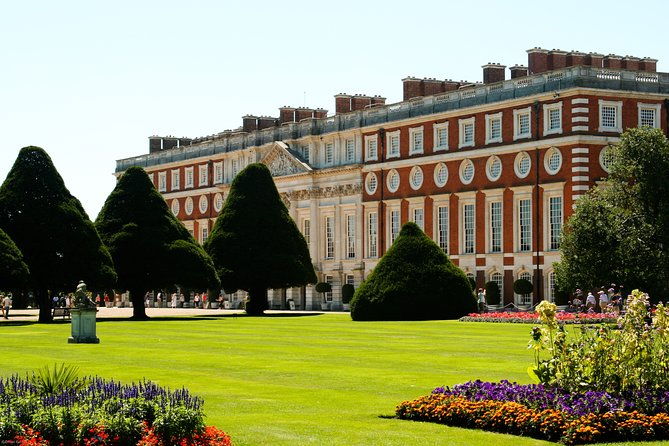 hampton-court-palace-garden-maze-private-tour-admission-with-audio-guides