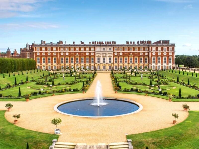 Hampton Court Palace Half-Day Trip from London with Tickets - The Detailed Breakdown of the Experience