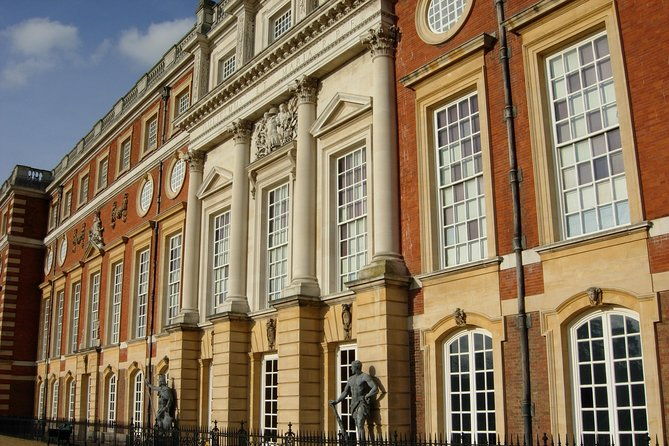 hampton-court-palace-private-tour-from-london