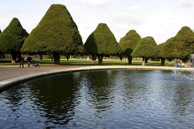 hampton-court-palace-private-tour-from-london