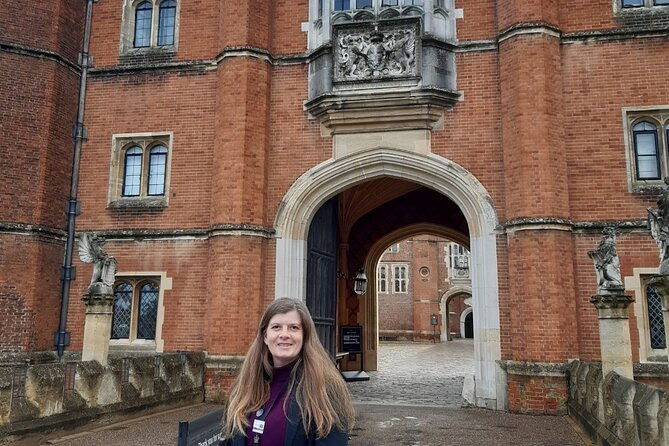 hampton-court-palace-private-tour-with-an-accredited-expert-guide