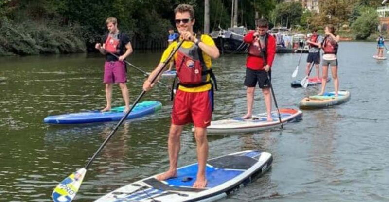 hampton-court-to-richmond-paddleboarding-expedition
