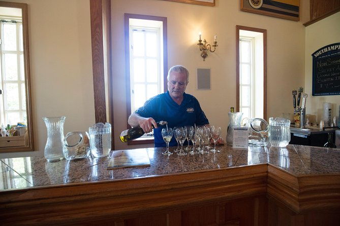 hamptons-sag-harbor-outlet-shopping-1-day-tour-from-nyc-2