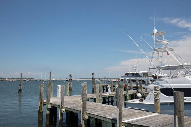 hamptons-sag-harbor-outlet-shopping-1-day-tour-from-nyc-2