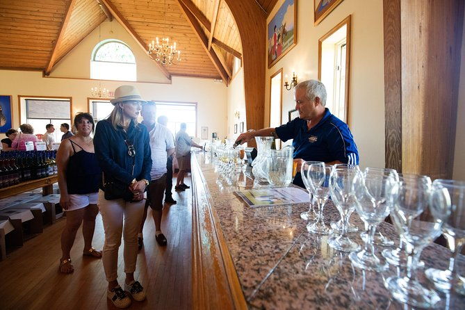 hamptons-sag-harbor-outlet-shopping-1-day-tour-from-nyc-2