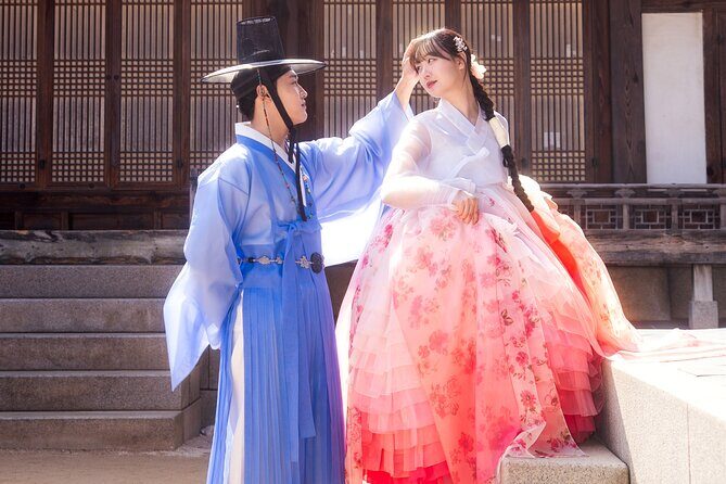 Hanbok Photoshoot in Gyeongbok Palace - Key Points