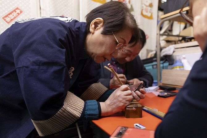 hand-carved-stamps-made-with-craftsmen-in-asakusa-tokyo