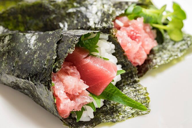 hand-rolled-sushi-temaki-zushi-workshop-in-tokyo