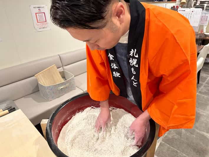 handmade-soba-noodle-and-hokkaido-ezo-deer-meat-shabu-shabu