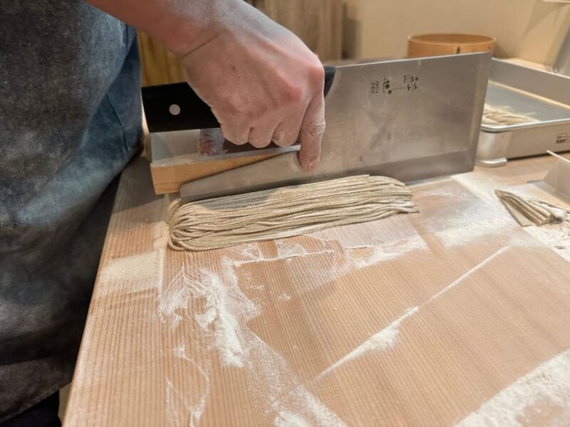 handmade-soba-noodle-and-hokkaido-ezo-deer-meat-shabu-shabu