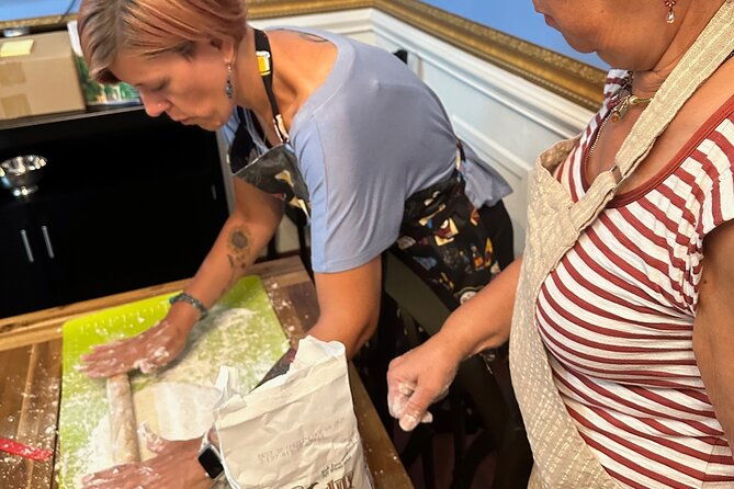 hands-on-cooking-class-in-charleston
