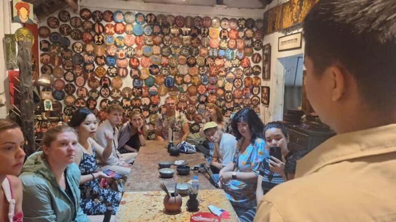Hands-On Vietnamese Lacquer Class in Hanoi Old Quarter - Trying It Yourself: Hands-On Practice