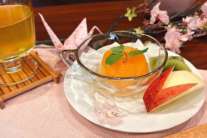 hands-on-wagyu-sushi-making-experience