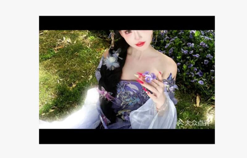 Hanfu Costume Rental with Makeup and Hairstyling - Key Points