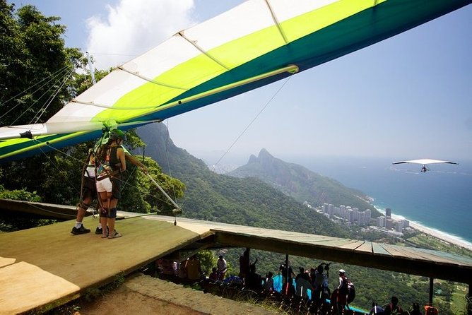 hang-gliding-in-rio-de-janeiro-with-hotel-pick-up-and-drop-off-2