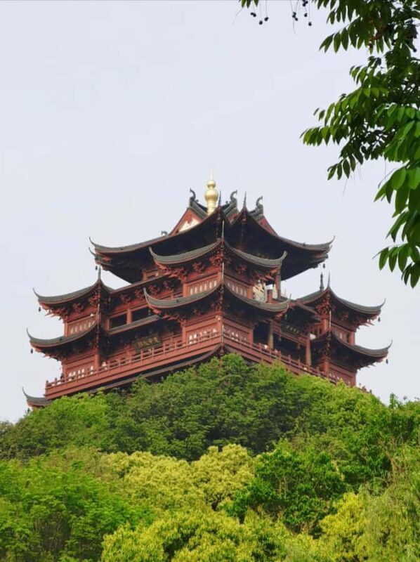 Hangzhou City Walk Tour: West Lake, Old City, Hiking, Garden - Key Points
