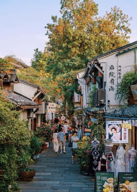 Hangzhou Highlights: West Lake, Silk Culture & Art Workshop - A Riverside Farewell at Xiaohezhijie Street